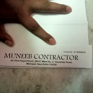 Muneeb Contractor 